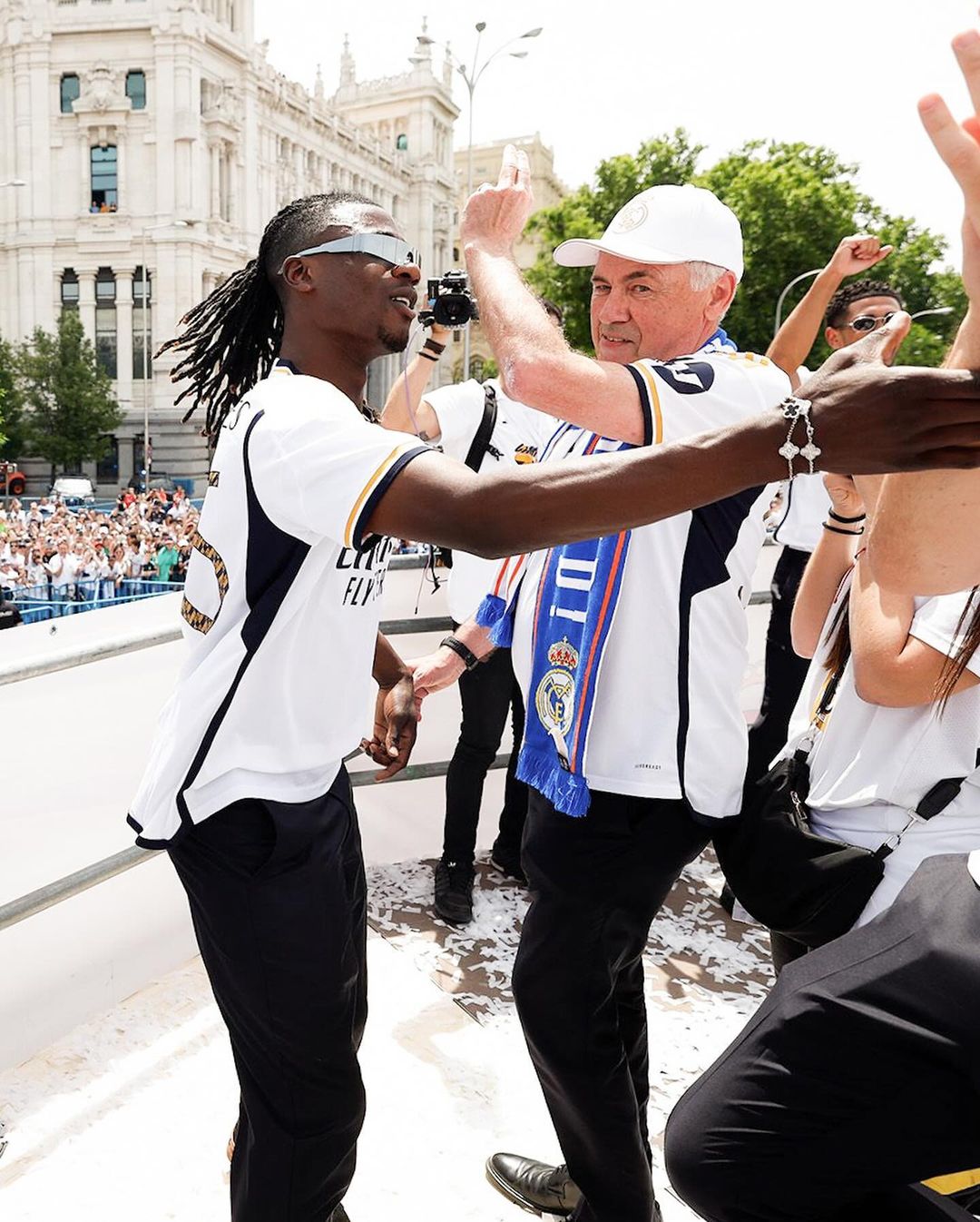 Eduardo-Camavinga-Célèbre-en-Style-Découvrez-les-Lunettes-de-Soleil-Solar-Vision-qui-Font-Fureur-au-Real-Madrid Solar Vision
